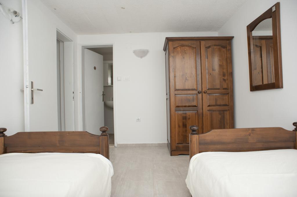 Gregovic Family Apartments Petrovac Exterior photo